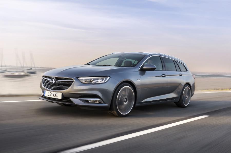  Vauxhall Insignia Sports Tourer 2017 года  (фото 26 из 35)